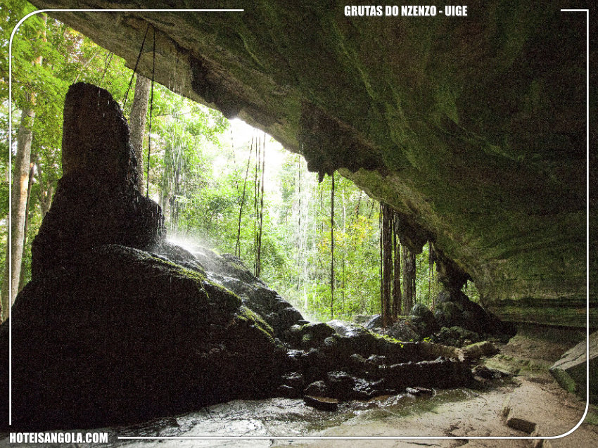 Grutas do Nzenzo